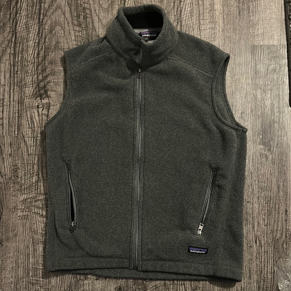 Patagonia Men's Gray Fleece Vest